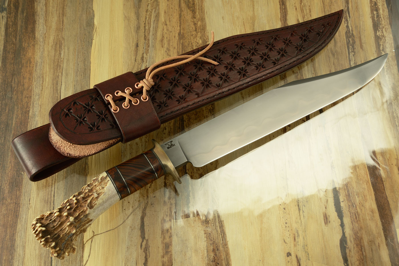 Bowie Knife with Crown Stag and Desert Ironwood