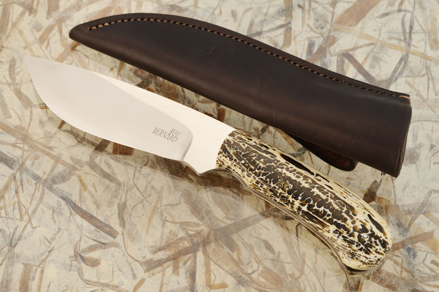 Large Drop Point Skinner with Kudu Horn