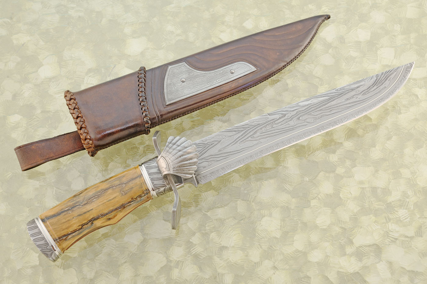 Mammoth Clamshell Bowie with Damascus