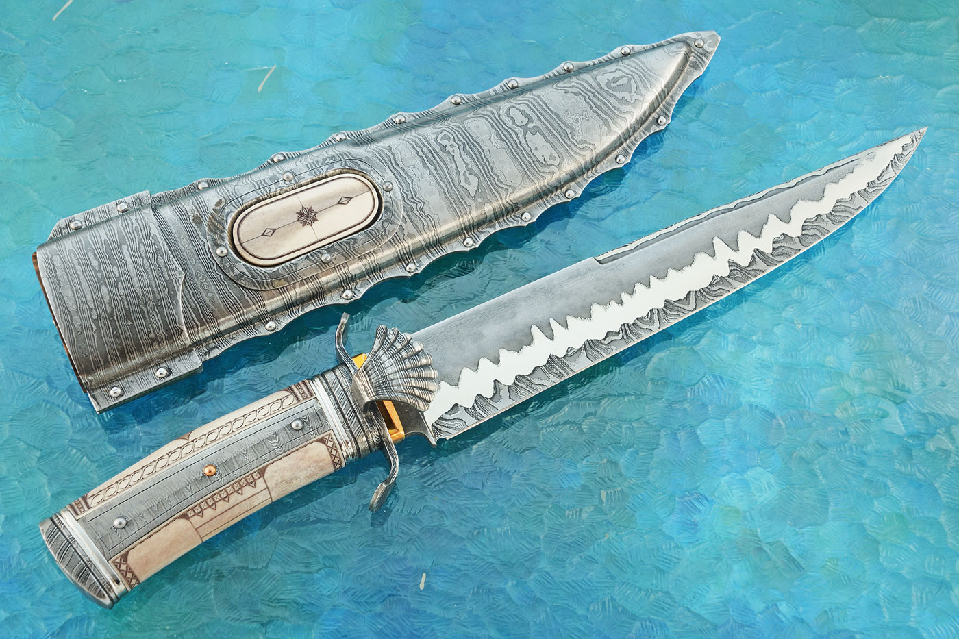 San Mai Damascus Clamshell Bowie with Engraved Reindeer Antler