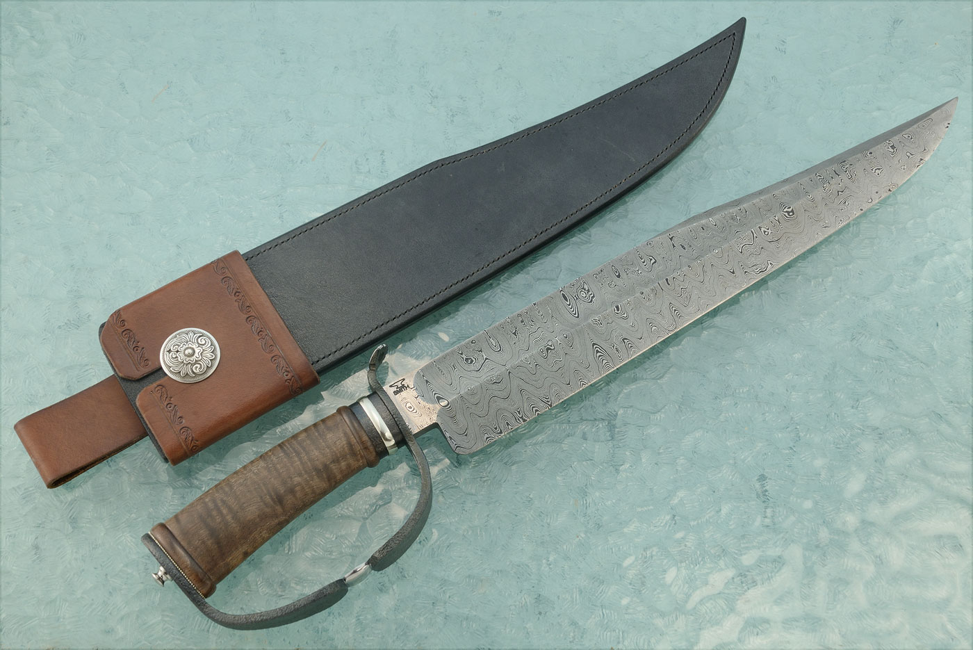 Majestic D-Guard Bowie with Curly Walnut