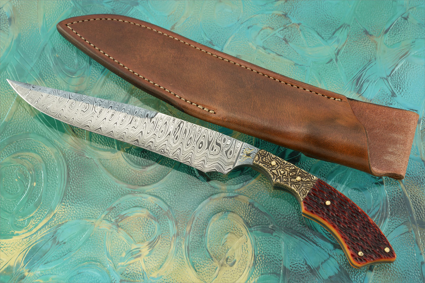 Damascus Batwing Fighter with Jigged Bone and Textured Bronze