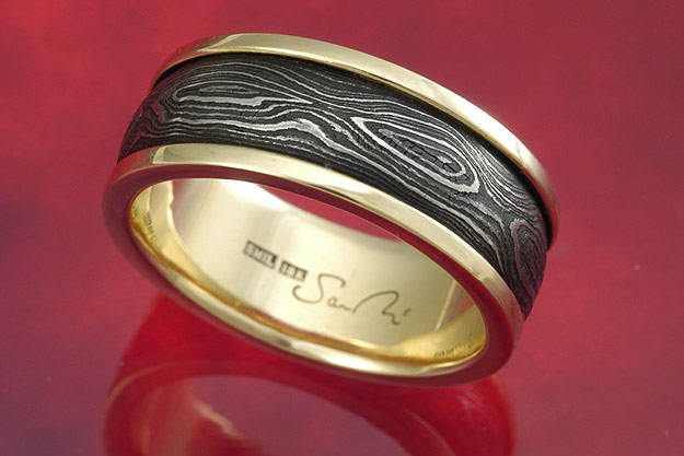 Pool and Eye Gold Band - US Size 10 3/4