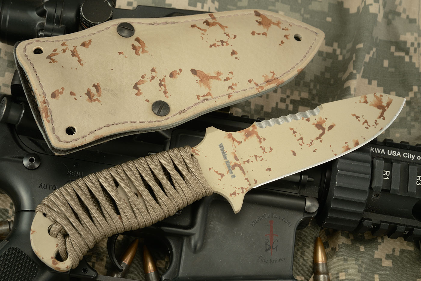Utility Knife with Cord Wrap and Desert Camo KG Finish