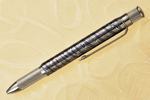 Blued Twist Pattern Damascus Pen with Knurled Fittings
