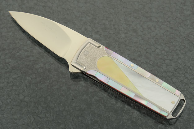 Mini Scotch Flipper with White and Goldlip Mother of Pearl