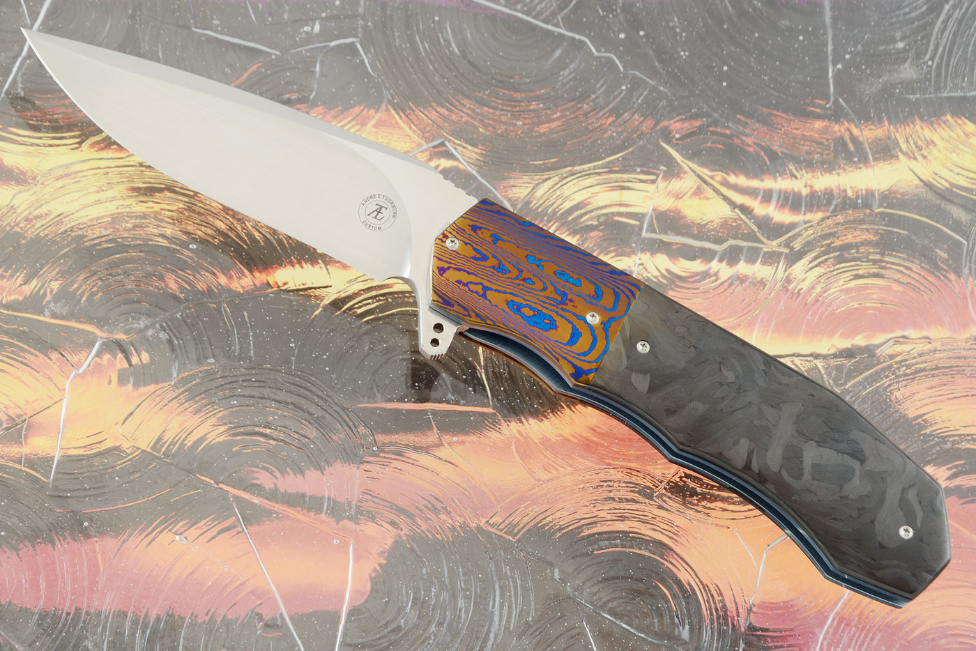 L44 Compact Flipper with Marbled Carbon Fiber and Timascus (Ceramic IKBS)